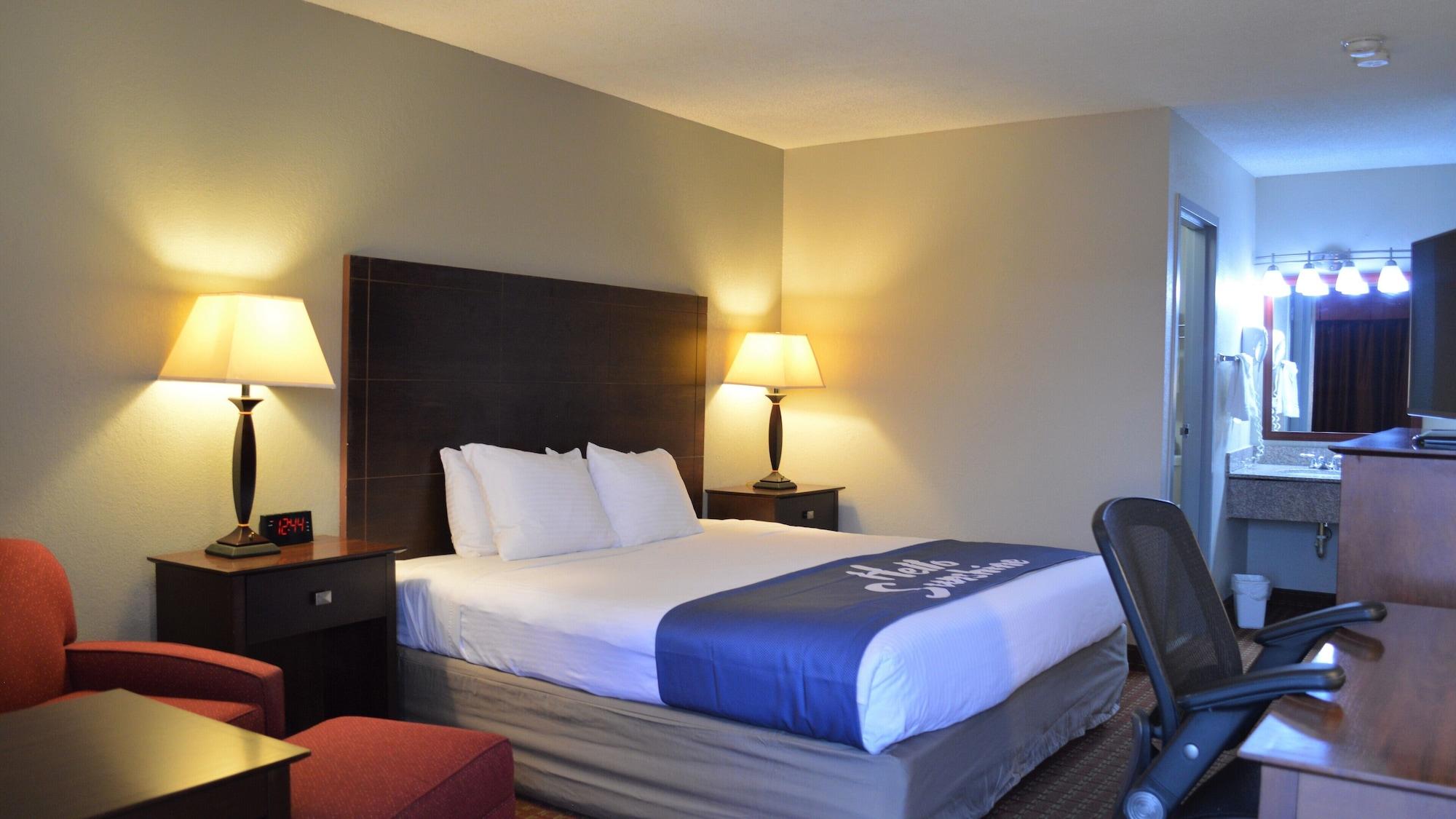 Days Inn By Wyndham Whitmore Lake Экстерьер фото