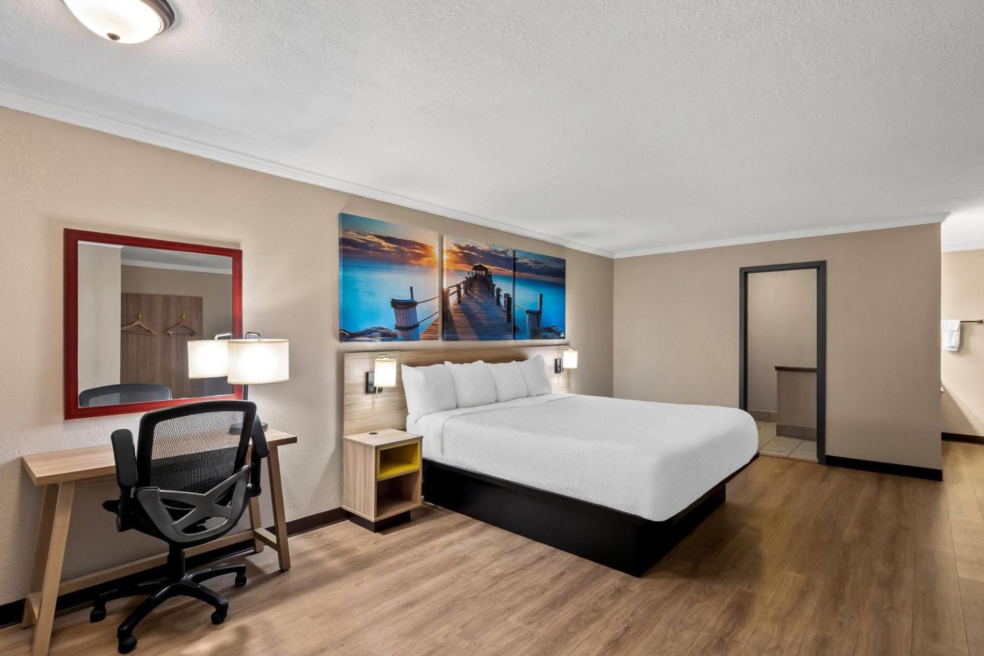 Days Inn By Wyndham Whitmore Lake Ann Arbor Brighton Экстерьер фото