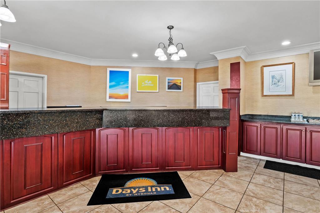 Days Inn By Wyndham Whitmore Lake Ann Arbor Brighton Интерьер фото